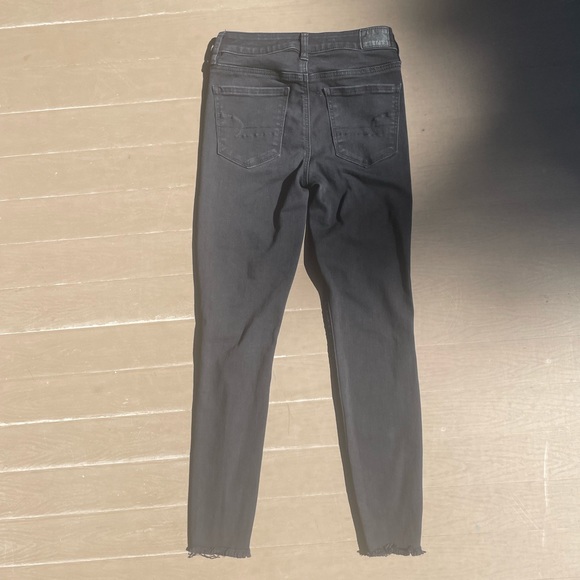 American Eagle Skinny Jeans - Picture 2 of 4